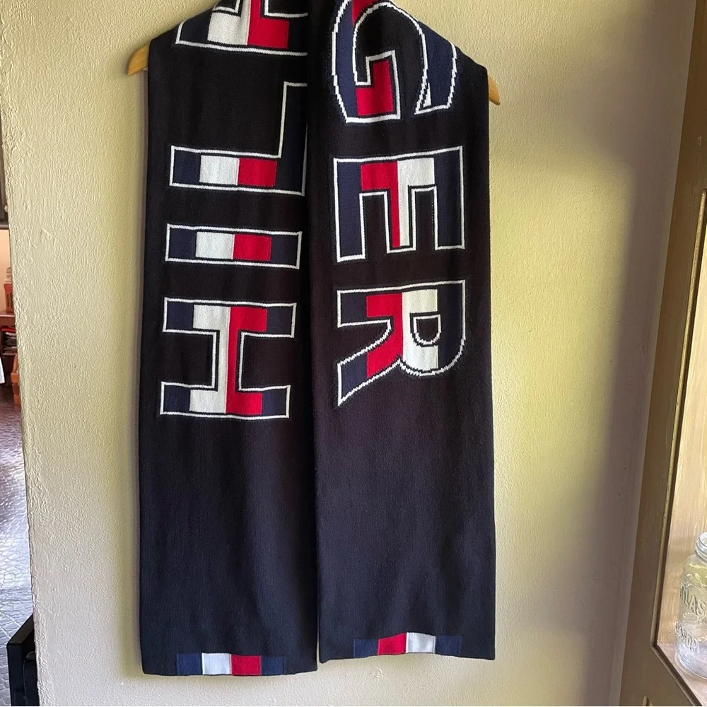Tommy Hilfiger tommy hillfager